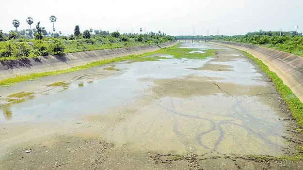 నాడు రివర్స్‌.. నేడు టెండర్స్‌!