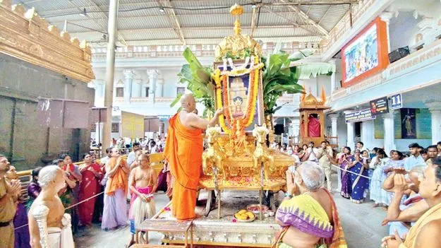 ఘనంగా జయతీర్థుల ఆరాధనోత్సవాలు 