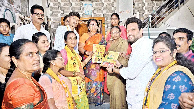 ఏడాది పాలనపై ప్రజల్లో సంతృప్తి