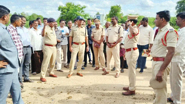 ముఖ్యమంత్రి పర్యటనకు ఏర్పాట్ల పరిశీలన 