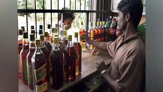  Illegal Liquor Shops: ‘బెల్టు’పై ఉక్కుపాదం