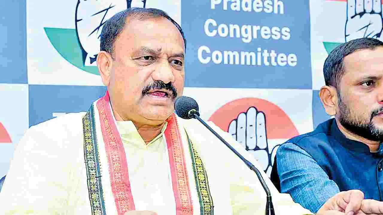 Mahesh Kumar Goud: బీసీలకు 42% రిజర్వేషన్‌ అమలుకు కట్టుబడి ఉన్నాం!