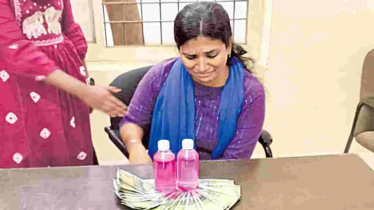 GHMC: ఏసీబీకి చిక్కిన జీహెచ్‌ఎంసీ ఏఈ 