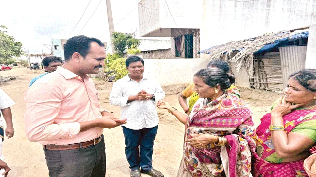 పరిహారం ఇవ్వనిదే ఖాళీ చేయం