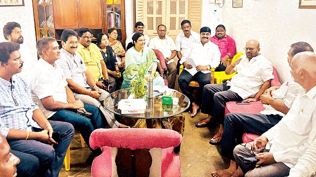  యోగా దినోత్సవం విజయవంతం చేయాలి 