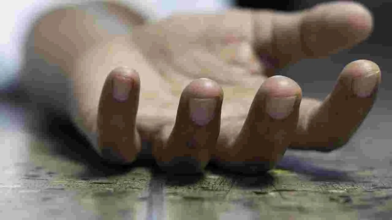Khammam Farmer Suicide: అప్పుల బాధతో రైతు ఆత్మహత్య..