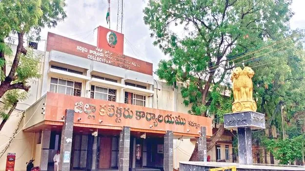 పాతుకుపోయారు..