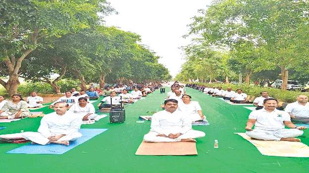 యోగాతోనే పరిపూర్ణ ఆరోగ్యం: ఎమ్మెల్యే శంకర్‌ 