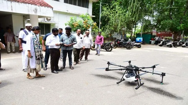 వ్యవసాయంలో యాంత్రీకరణను అలవరచుకోండి