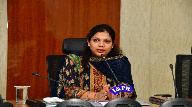 స్వయం సహాయక సభ్యులను ఓపెన్‌ స్కూల్‌లో చేర్పించాలి 