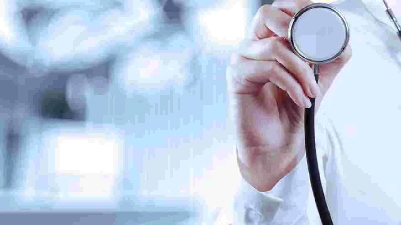 వైద్య కాలేజీల్లో వసతుల కల్పనపై10 కమిటీలు