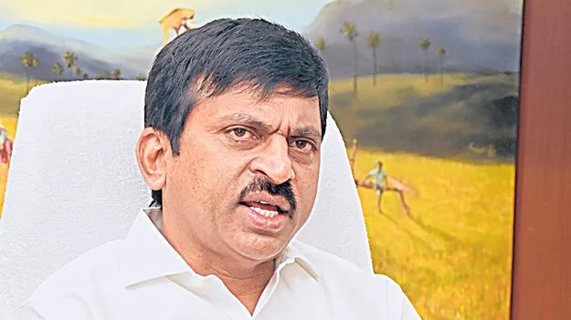 Ponguleti; ప్రభుత్వ పథకాలను అర్హులకు అందించే బాధ్యత కలెక్టర్లదే