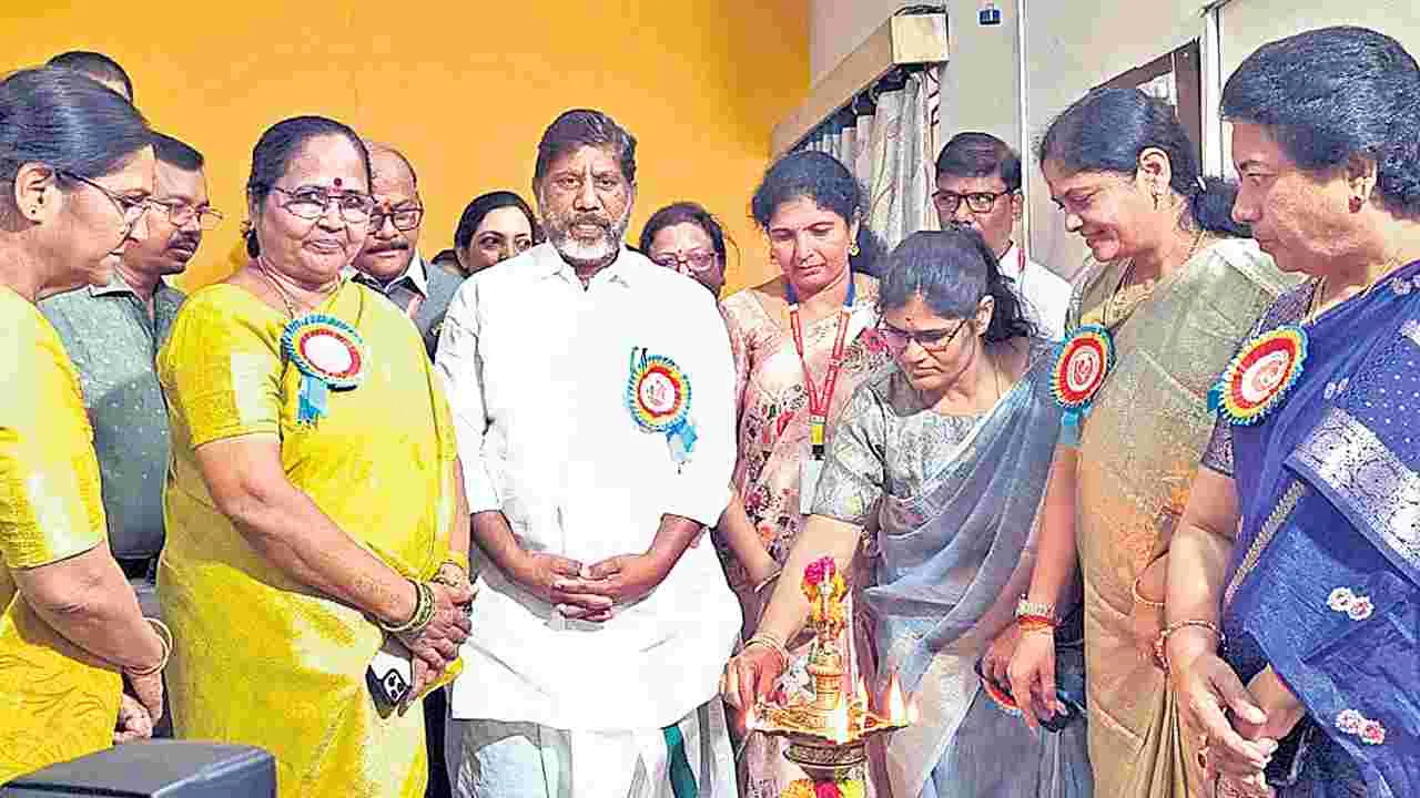 Bhatti Vikramarka: మహిళలకు ఆర్థిక స్వాతంత్య్రమే లక్ష్యం