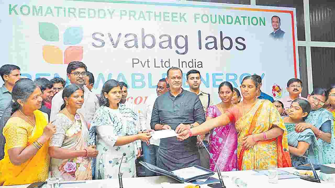 Komatireddy: ప్రజల జీవితాల్లో మార్పుతోనే సంతృప్తి