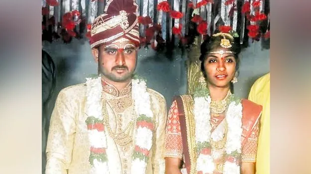 Nirmal: వరకట్న వేధింపులకు నవ వధువు బలి