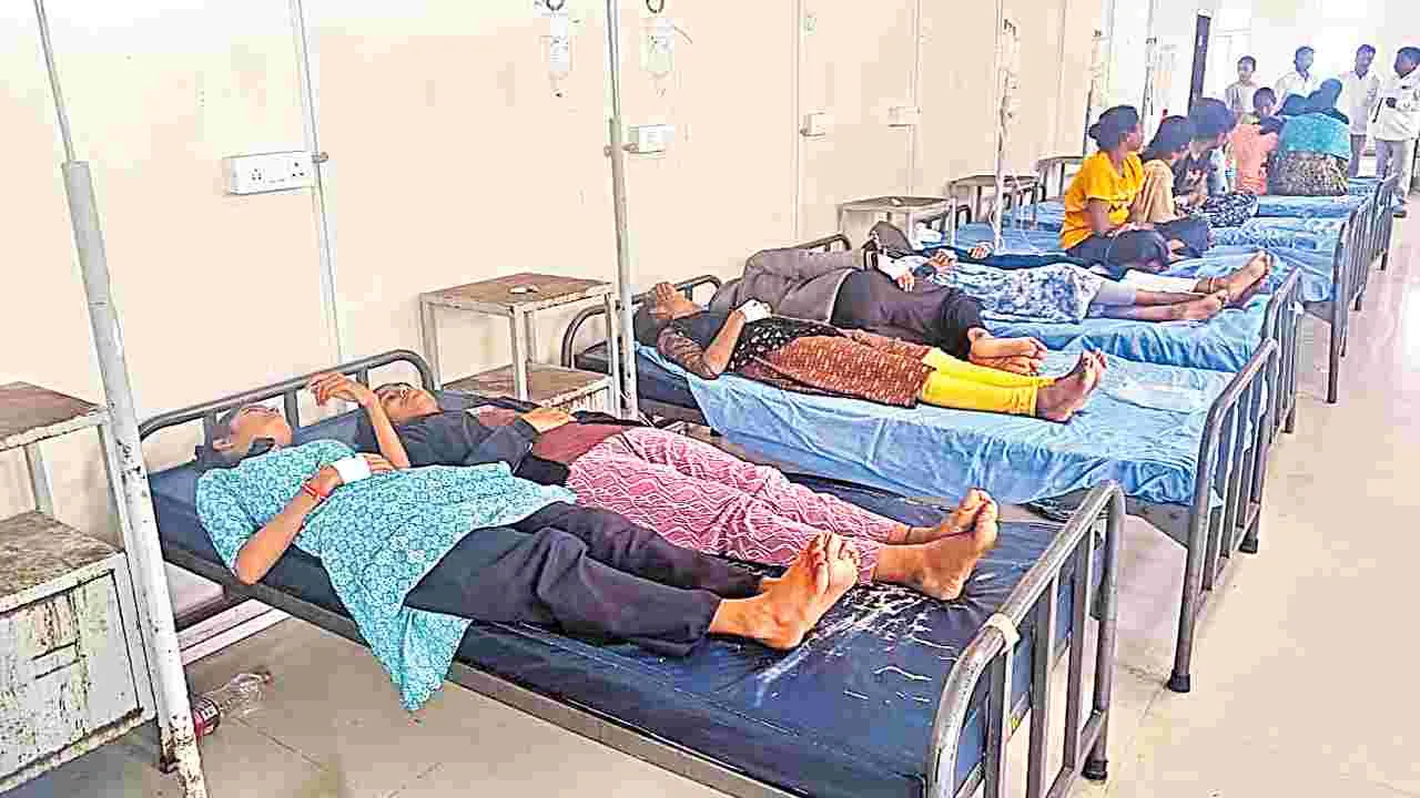 Food Poisoning: 111 మంది విద్యార్థినులకు అస్వస్థత కలుషిత ఆహారమే కారణం