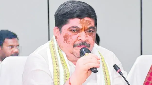 Ponnam Prabhakar: బీజేపీకి చిత్తశుద్ధి ఉంటే ఢిల్లీలో ధర్నా చేయాలి