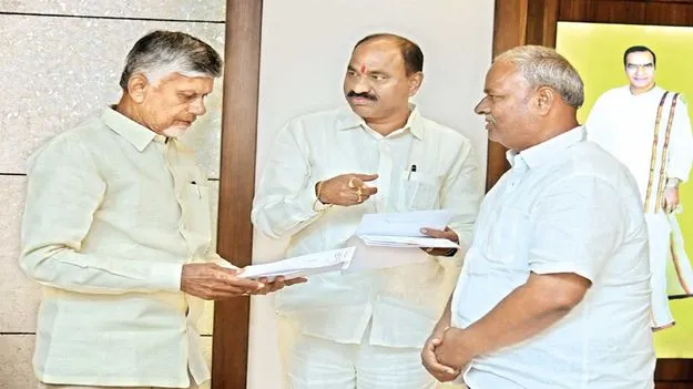ఎత్తిపోతల పథకాలకు నిధులివ్వండి 