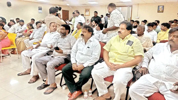 ‘యోగాంధ్ర’ ఏర్పాట్లలో జిల్లా నాయకులు