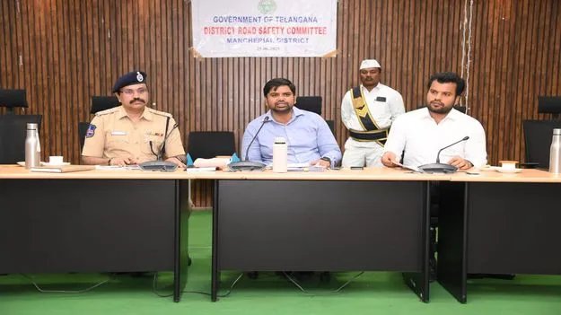 రోడ్డు ప్రమాదాల నివారణ అందరి బాధ్యత 