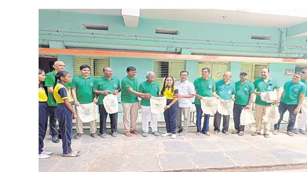 ప్లాస్టిక్‌ నిర్మూలన ప్రతీ ఒక్కరి బాధ్యత