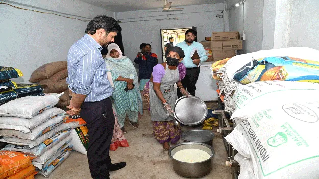 విద్యార్థులకు నాణ్యమైన ఆహారాన్ని అందించాలి