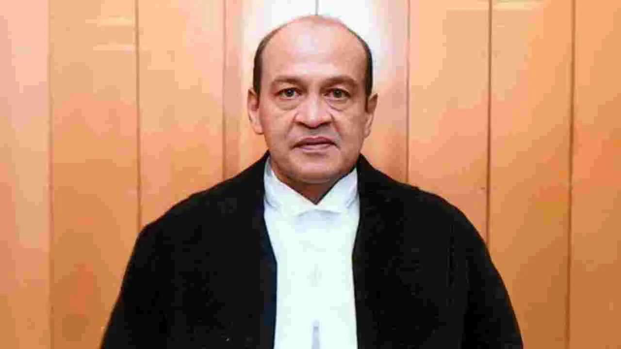 Justice Varma: అన్ని నోట్ల కట్టలు బయటపడ్డా జస్టిస్ వర్మ ఫిర్యాదు చేయలేదు: సుప్రీం కోర్టు ప్యానెల్