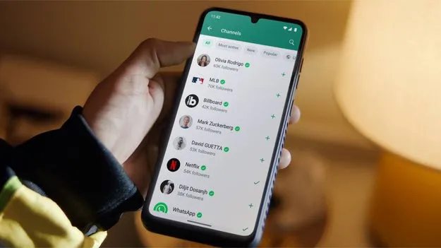 WhatsApp: అలర్ట్.. ఈ ఆండ్రాయిడ్, ఐఫోన్లలో రేపటి నుంచి వాట్సాప్ బంద్