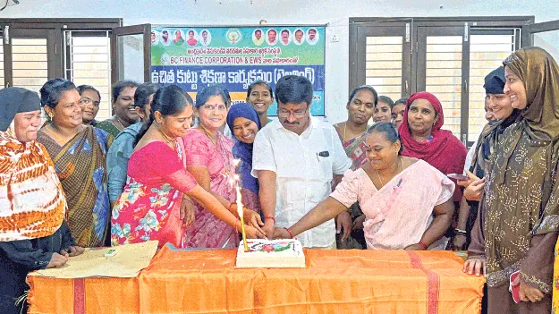 ‘తల్లికి వందనం’తో కుటుంబానికి భరోసా