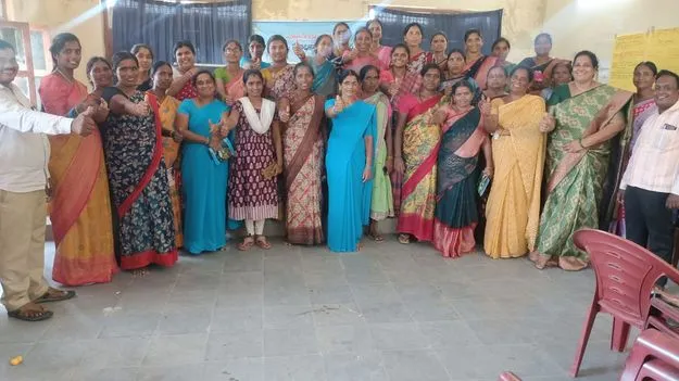 మహిళా సాధికారతే లక్ష్యంగా పని చేయాలి