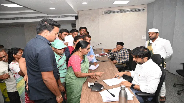 ‘ప్రజావాణి’ దరఖాస్తులను త్వరగా పరిష్కరించాలి