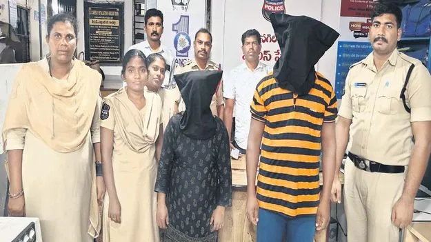 వరుస చోరీలు చేసింది భార్యాభర్తలే