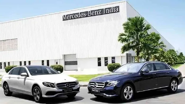 మెర్సిడెస్‌ కార్ల ధర మరోసారి పెంపు