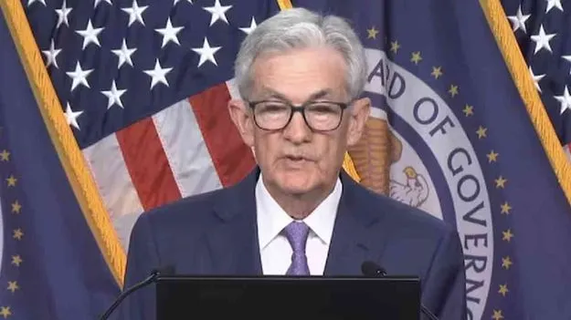 అమెరికాలో వడ్డీరేట్లు యథాతథం