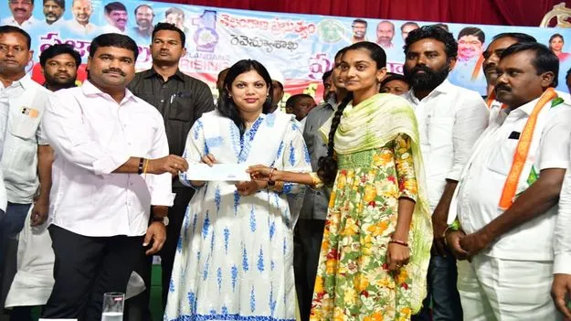 రేషన్‌ కార్డుల జారీ నిరంతర ప్రక్రియ