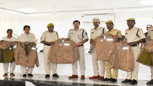 బాధితులకు సత్వర న్యాయం జరిగేలా చూడాలి