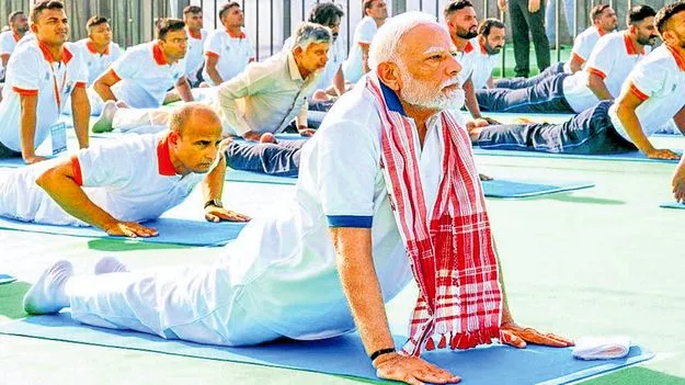 International Yoga Day: యోగా.. ప్రపంచాన్ని ఏకం చేసే శక్తి!