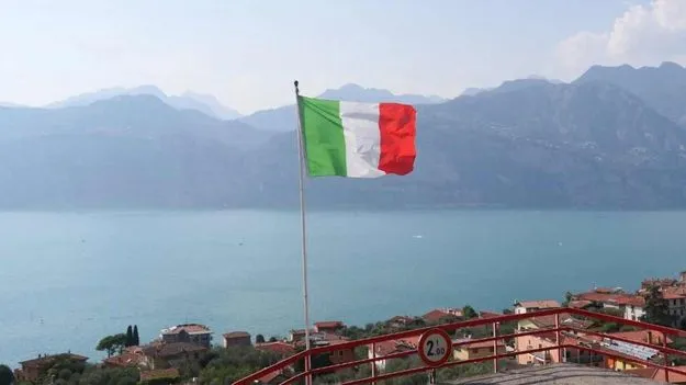 Italy Work Visa: భారీ స్థాయిలో వర్క్ వీసాలు జారీ చేయనున్న ఇటలీ.. వచ్చే మూడేళ్లల్లో.. 