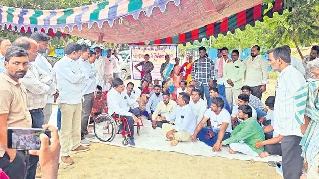 మాటలతో కాలయాపన వద్దు