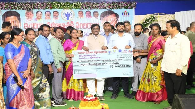  మహిళలను కోటీశ్వరులను చేస్తాం