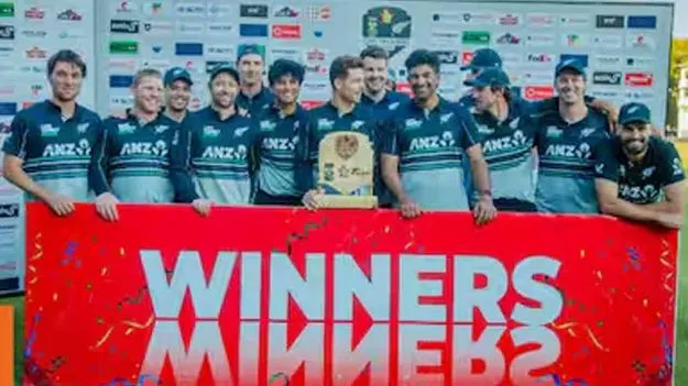 Tri Series Final: కివీస్‌దే ముక్కోణం