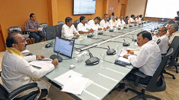 శాఖల వారీగా   భక్తుల నుంచి అభిప్రాయ సేకరణ