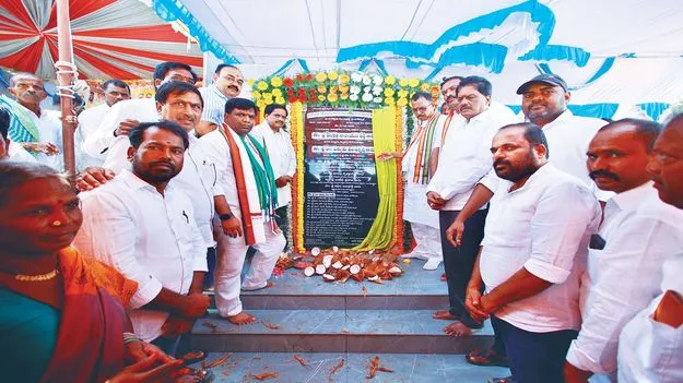   తెలంగాణలో విప్లవంలా అభివృద్ధి