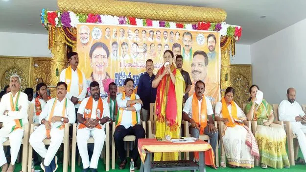 హామీల అమలేదీ?