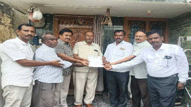 ఉపాధ్యాయుల కోసం రాజీలేని పోరాటం