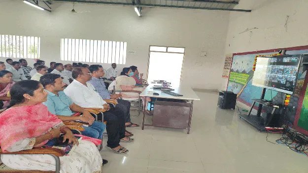 అన్నదాతలకు ఉపయోగకరంగా రైతు వేదికలు