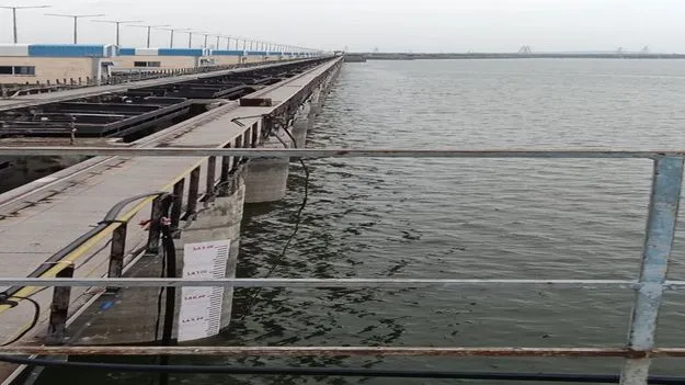 లోటు వర్షపాతమే...!