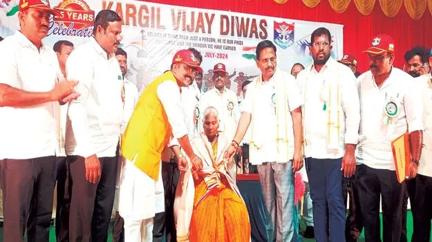 మాతృభూమి రక్షణలో అమరుడైన శేఖర్‌