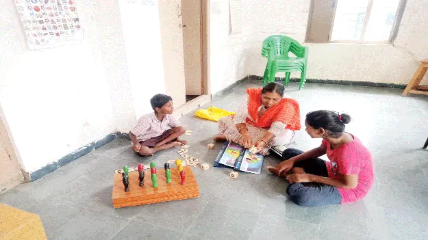 దివ్యాగులకు ఉజ్వల ‘భవిత’