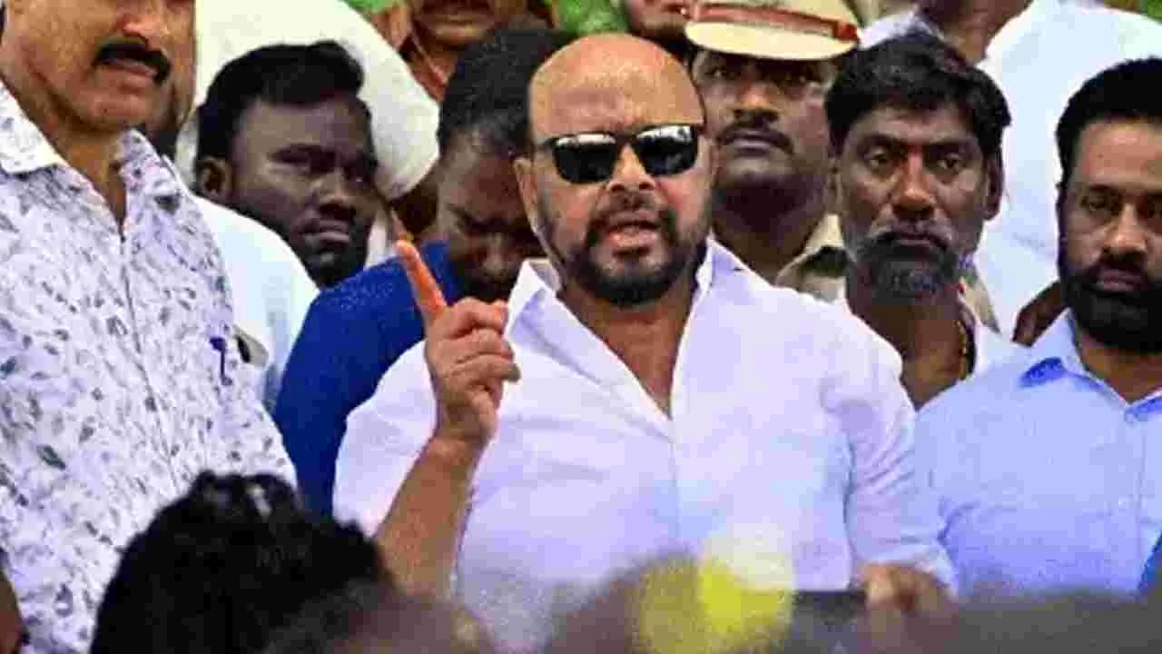 Konda Murali: ఎమ్మెల్యేల మీద చేసిన వ్యాఖ్యలపై వివరణ ఇవ్వండి